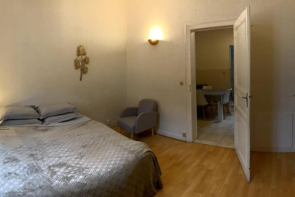 Exclusive Building For Groups Appartement